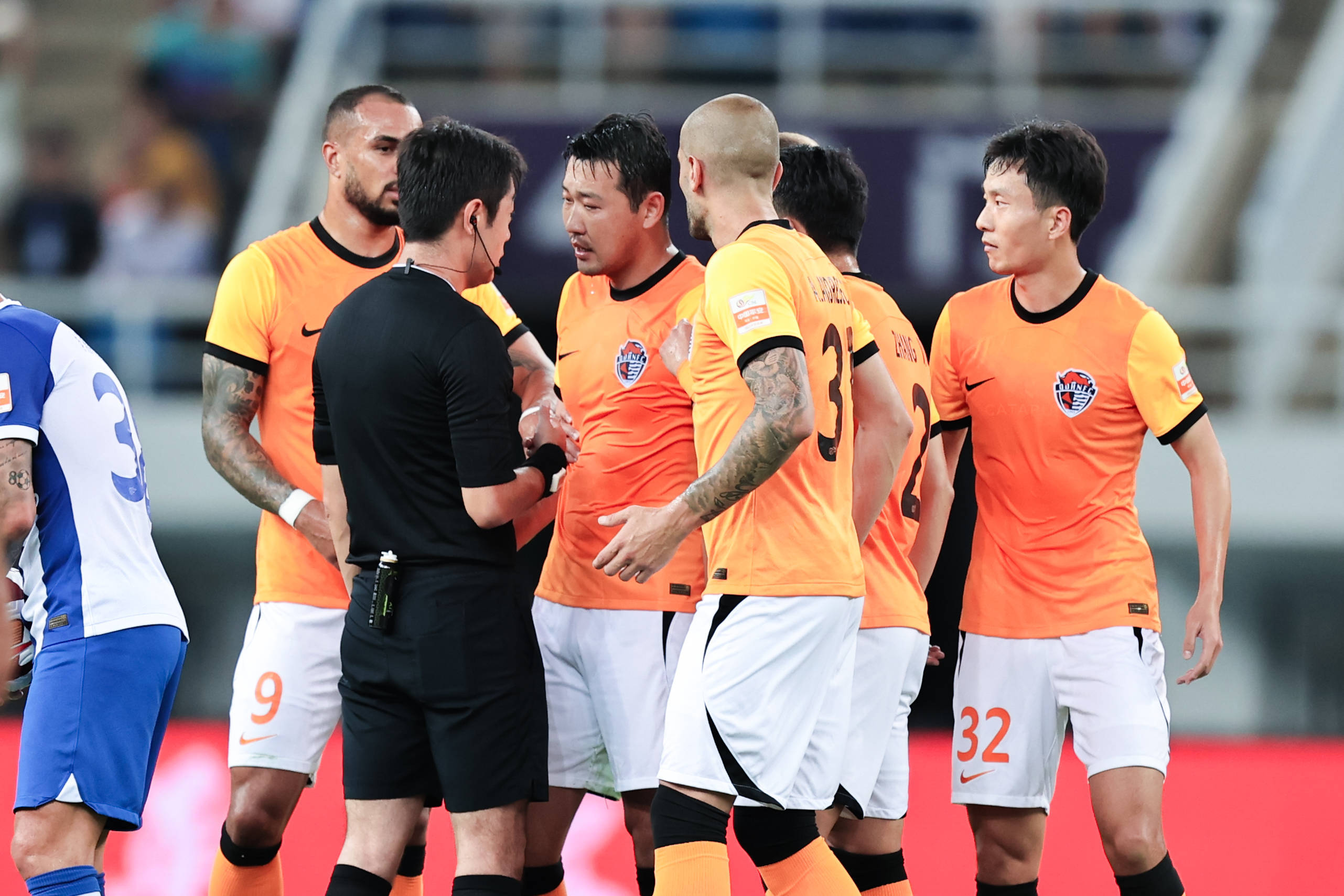 威尼斯人登录 -今晚费城76人调整名单以备中超，门线救险环节打磨，压力陡增，临场指挥获称赞的简单介绍